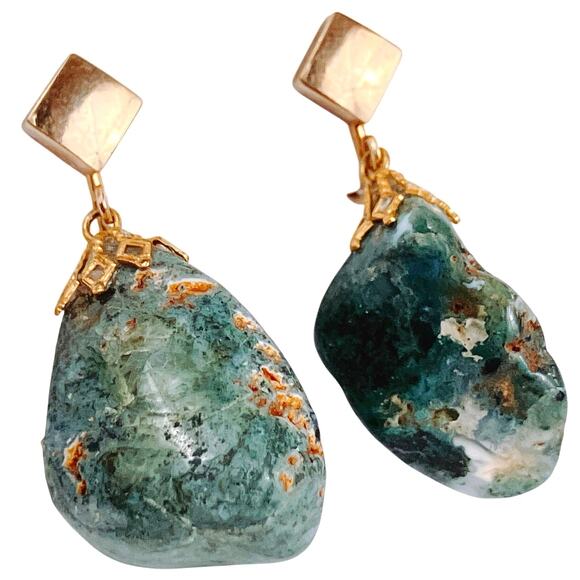 VTG Mid Century Screw Back Earrings Green Stone Beads Gold Tone 1950s 1960s - Picture 7 of 10